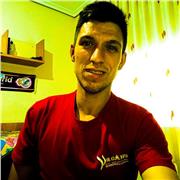 Buenas, mi nombre es Raúl Hidalgo López y soy estudiante de universidad.
Me saque la ESO, bachillerato de ciencias mixto, es decir, de salud y tecnológico, luego un técnico superior de Producción Audiovisual, en el cual tenía que aplicar la física para u